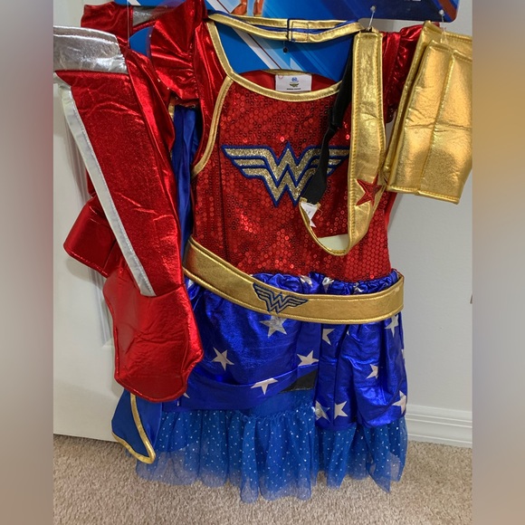 Child SuperGirl Costume includes: Dress,Cape,Cuffs,Belt,Headband & shoe covers - Picture 3 of 3